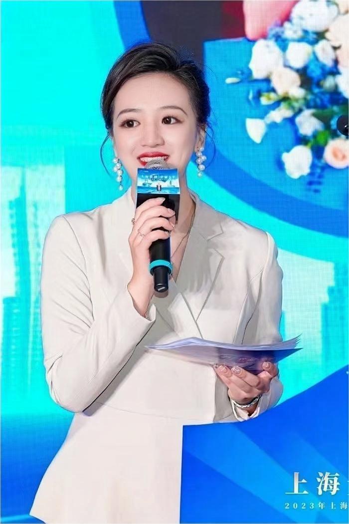 杨阳